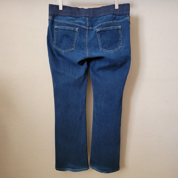 Old Navy Maternity Low Rise Dark Wash Bootcut Denim Jeans - Picture 6 of 15